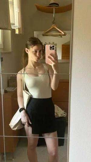 Nazlı - Barbaros, Ataşehir Escort