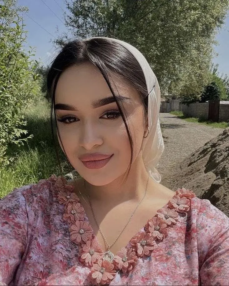 Elif - Bağcılar Escort