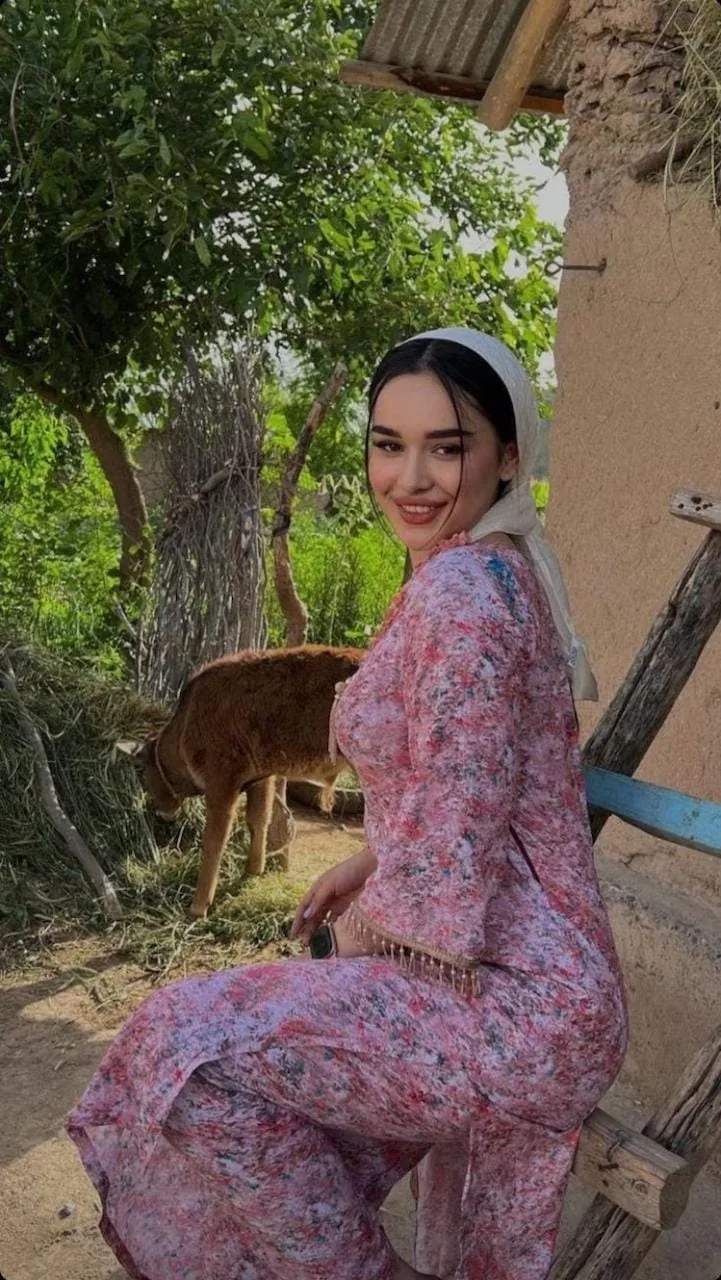 Elif - Bağcılar Escort