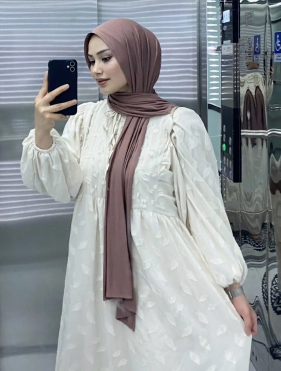 Gamze - Bağcılar Escort