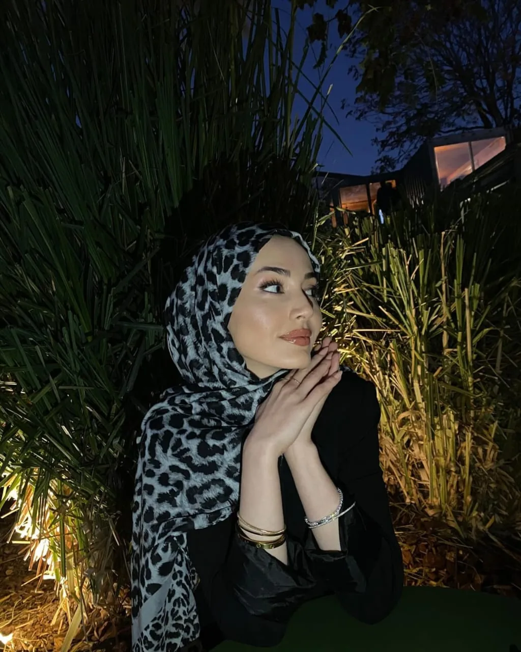 Esra - Bağcılar Escort